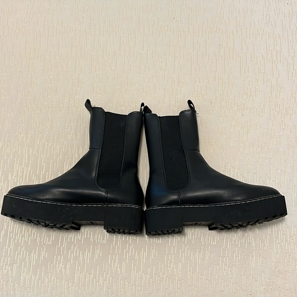 FREE SHIPPING H&M platform boots (size 42) - Picture 1 of 4